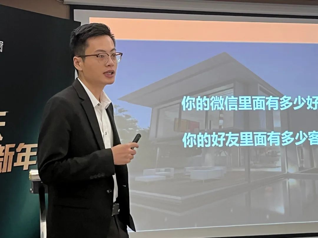 1667804246173573.jpg 演講4.jpg